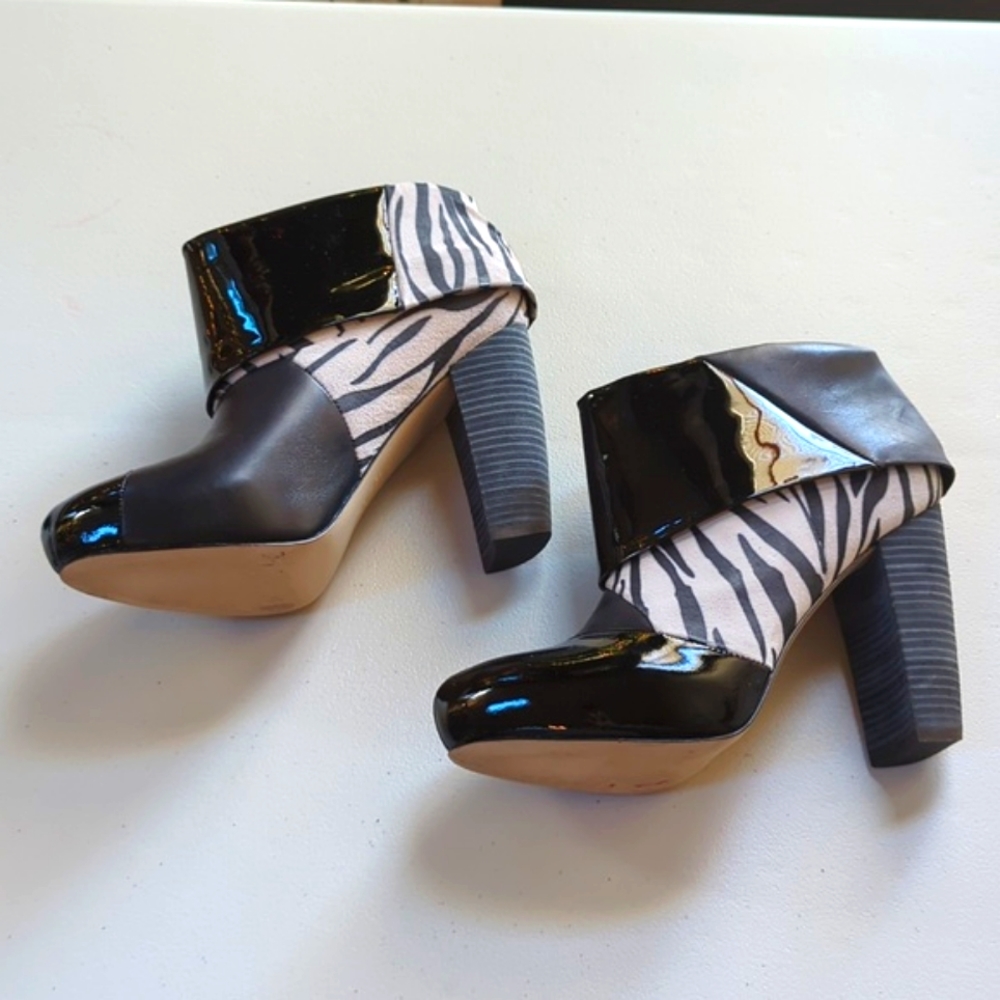 Matt Bernson, black leather and zebra print booties. 8.5